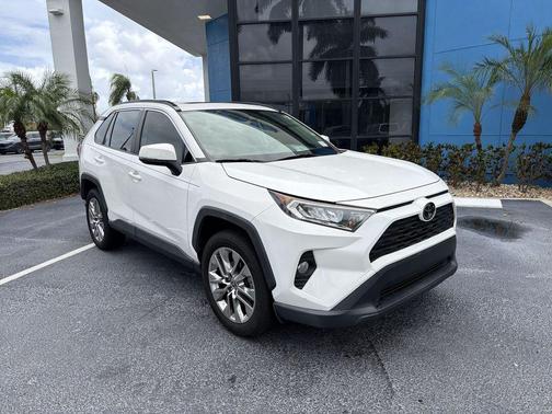 Super White 2019 Toyota RAV4 XLE Premium