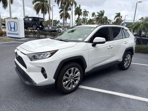 Super White 2019 Toyota RAV4 XLE Premium
