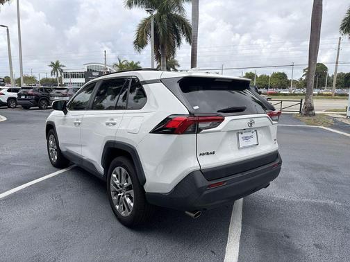 Super White 2019 Toyota RAV4 XLE Premium
