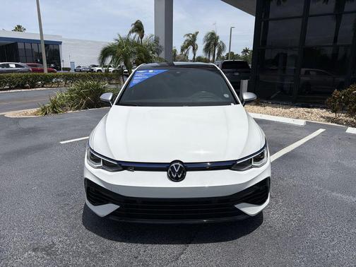 Pure White 2024 Volkswagen Golf R 2.0T DSG