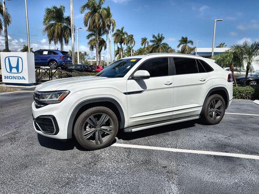 2021 Volkswagen Atlas Cross Sport 3.6L V6 SE w/Technology R-Line