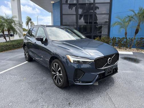 Denim Blue Metallic 2023 Volvo XC60 B5 Plus Dark Theme