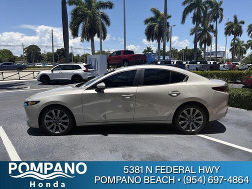 Platinum Quartz Metallic 2024 Mazda Mazda3 FWD w/Preferred Package