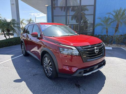 Scarlet Ember 2024 Nissan Pathfinder SL FWD