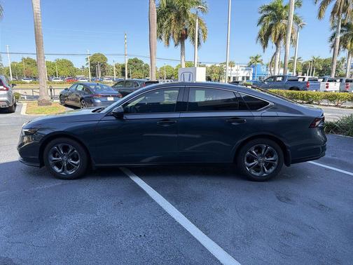 Meteorite 2024 Honda Accord EX