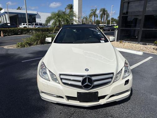 Diamond White 2011 Mercedes-Benz E-Class E 350