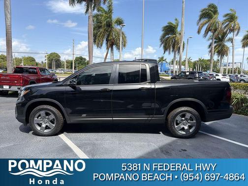 Crystal Black Pearl 2025 Honda Ridgeline TrailSport