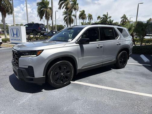 Solar Silver Metallic 2026 Honda Pilot Black Edition