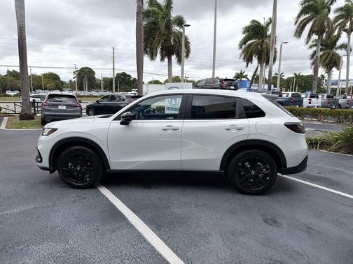 Platinum White Pearl 2026 Honda HR-V 2WD Sport