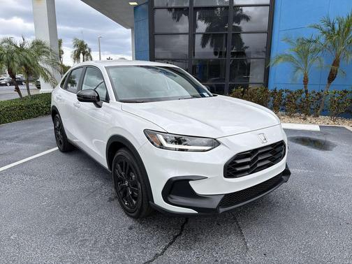 Platinum White Pearl 2026 Honda HR-V 2WD Sport