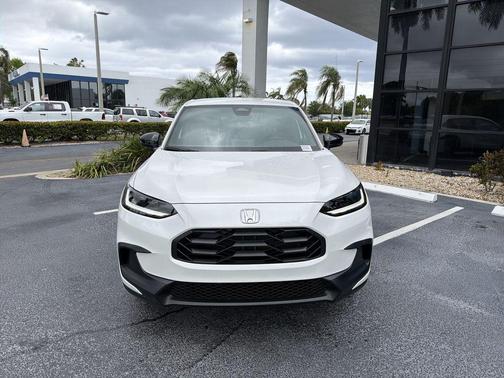 Platinum White Pearl 2026 Honda HR-V 2WD Sport