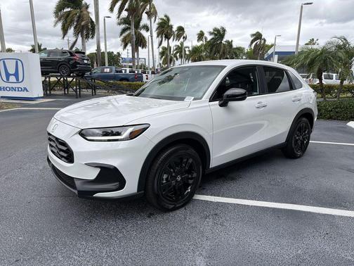 Platinum White Pearl 2026 Honda HR-V 2WD Sport