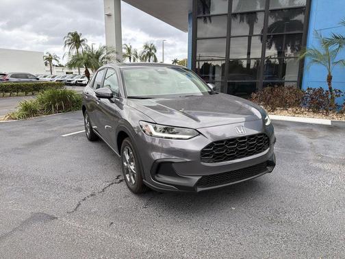 Modern Steel Metallic 2026 Honda HR-V LX