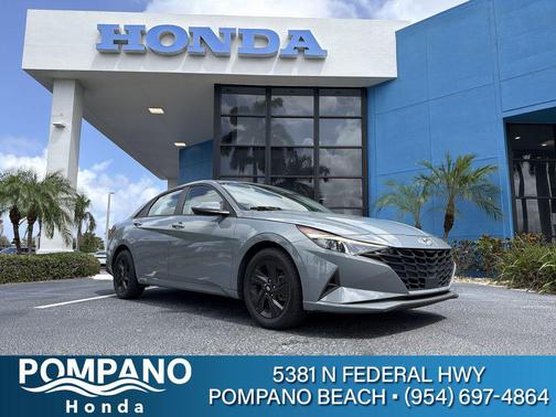 2022 Hyundai ELANTRA SEL