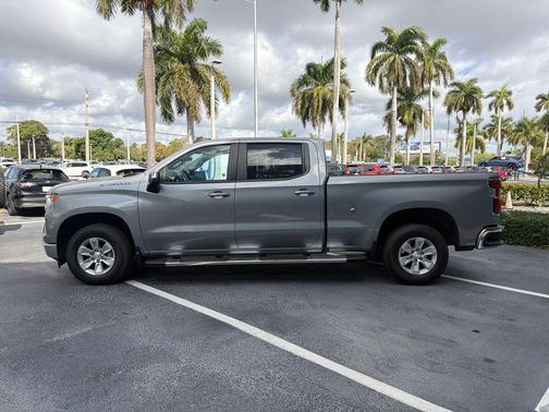 Sterling Gray Metallic 2024 Chevrolet Silverado 1500 LT