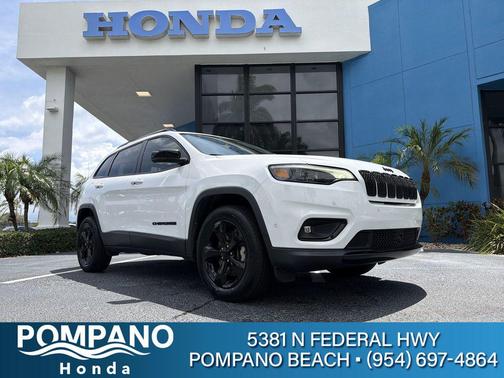 Bright White Clearcoat 2023 Jeep Cherokee Altitude