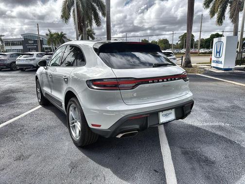 White 2024 Porsche Macan Macan