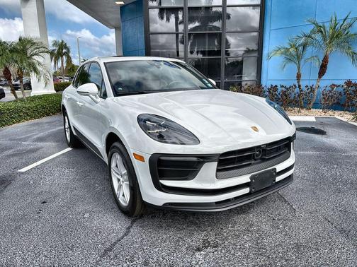 White 2024 Porsche Macan Macan