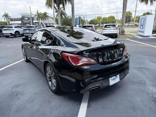 Caspian Black 2014 Hyundai Genesis Coupe 2.0T R-Spec