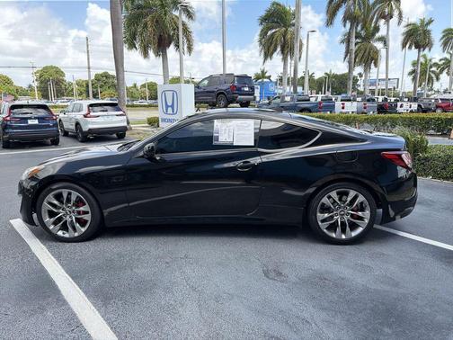 Caspian Black 2014 Hyundai Genesis Coupe 2.0T R-Spec