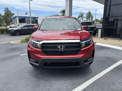 Radiant Red Metallic II 2026 Honda Ridgeline RTL