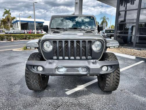 Sting-Gray Clearcoat 2022 Jeep Gladiator Rubicon