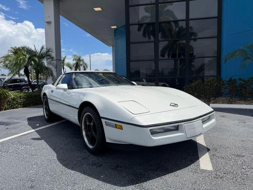 White 1985 Chevrolet Corvette Base