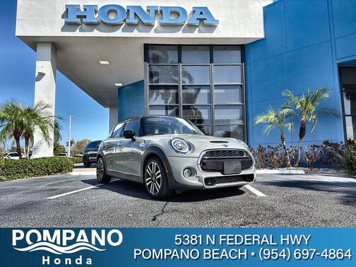 Moonwalk Grey Metallic 2021 MINI Hardtop Cooper S