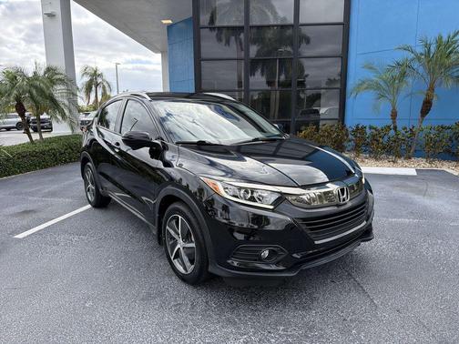 Crystal Black Pearl 2022 Honda HR-V EX-L