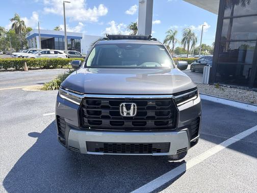 Modern Steel Metallic 2026 Honda Pilot Elite AWD