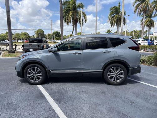 Crystal Black Pearl 2022 Honda CR-V Hybrid Touring