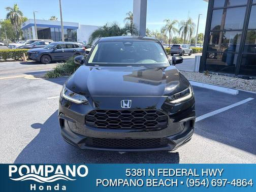 Crystal Black Pearl 2023 Honda HR-V LX