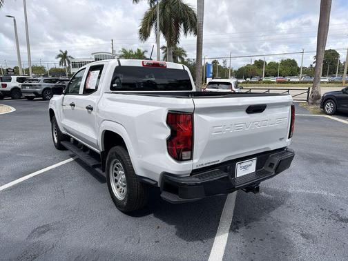 Summit White 2024 Chevrolet Colorado WT