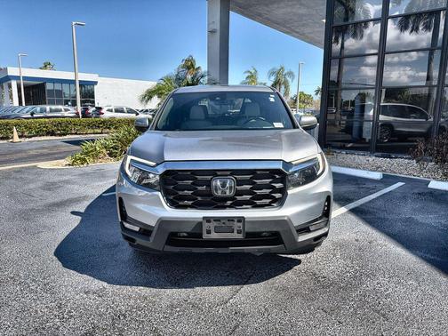 Lunar Silver Metallic 2023 Honda Passport AWD EX-L