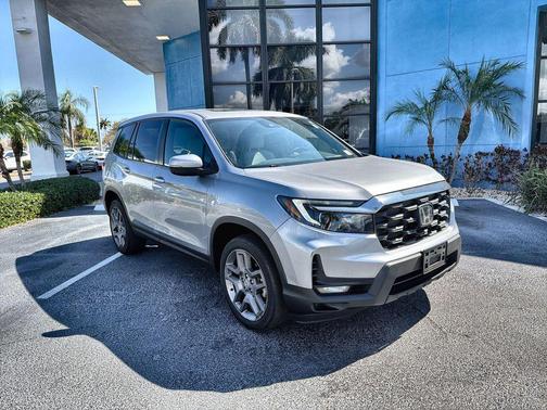 Lunar Silver Metallic 2023 Honda Passport AWD EX-L