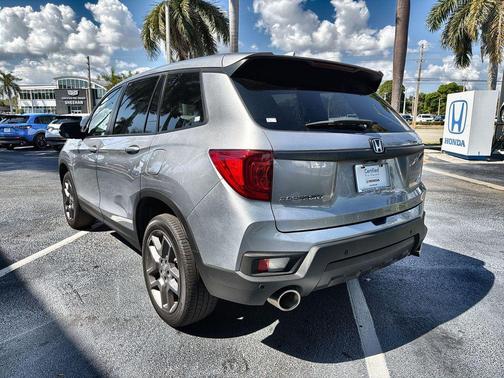 Lunar Silver Metallic 2023 Honda Passport AWD EX-L