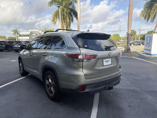 Creme Brulee Mica 2016 Toyota Highlander Limited Platinum