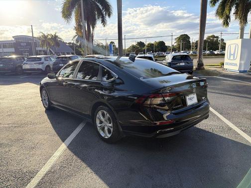 Crystal Black Pearl 2023 Honda Accord LX 1.5T