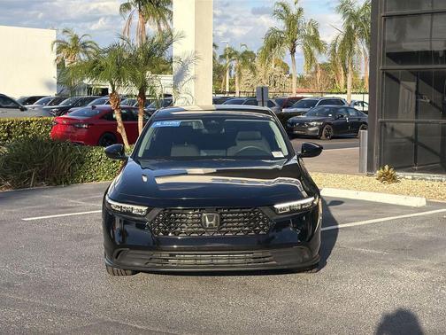 Crystal Black Pearl 2023 Honda Accord LX 1.5T