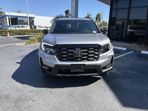 Lunar Silver Metallic 2023 Honda Passport AWD TrailSport