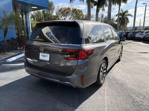 Modern Steel 2026 Honda Odyssey EX-L