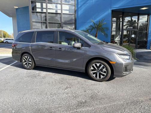Modern Steel 2026 Honda Odyssey EX-L