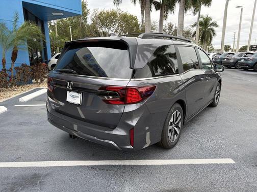 Modern Steel Metallic 2026 Honda Odyssey EX-L