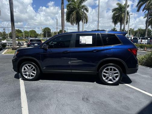 Obsidian Blue Pearl 2024 Honda Passport AWD EX-L
