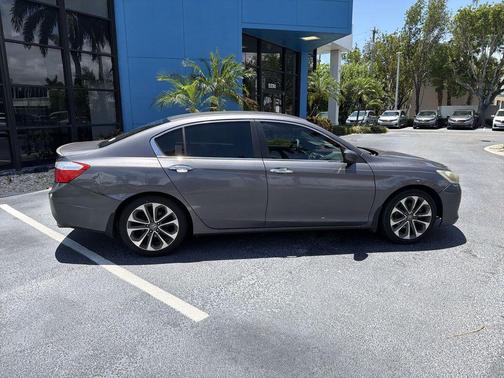 Modern Steel Metallic 2014 Honda Accord Sport