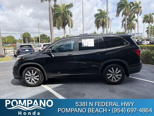 Crystal Black Pearl 2022 Honda Pilot 2WD EX-L