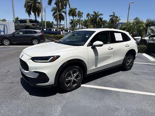 Platinum White Pearl 2025 Honda HR-V EX-L