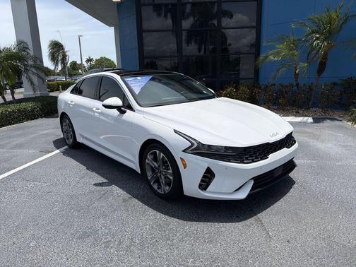 Glacial White Pearl 2023 Kia K5 EX