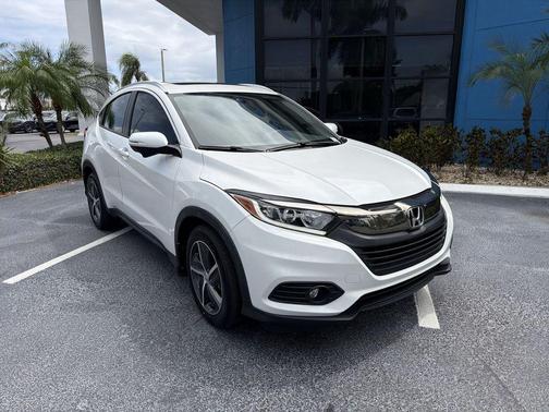 Platinum White Pearl 2022 Honda HR-V EX