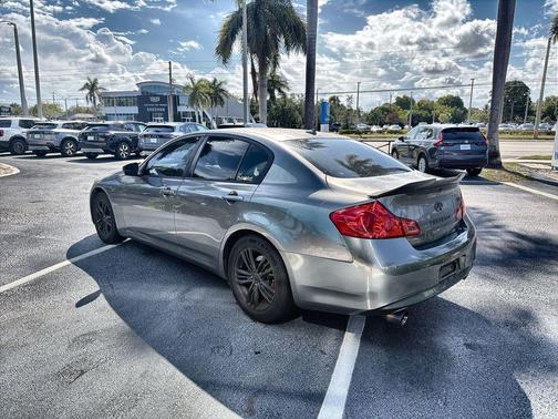 Graphite Shadow 2013 INFINITI G37 Journey
